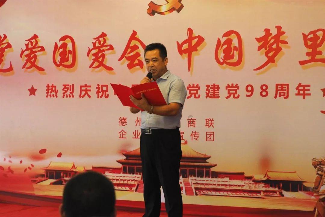 年味“守艺人”阿坤 43载研究如何做好一根广式腊肠